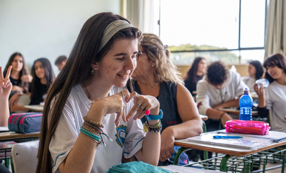 Estudantes com autismo têm acompanhamento especializado na rede estadual de ensino