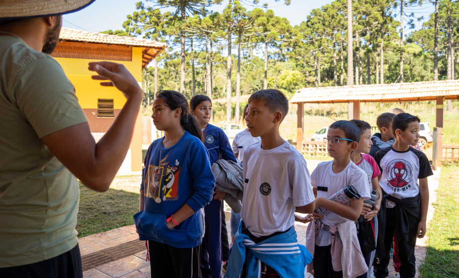 Com novas disciplinas do ensino médio, estudantes indígenas desenvolvem sua cultura em sala de aula