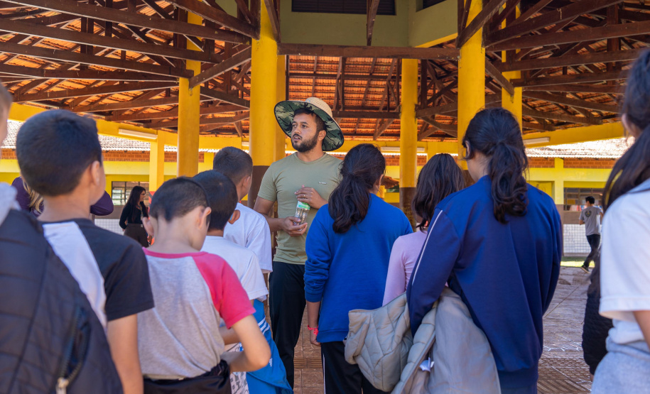 Com novas disciplinas do ensino médio, estudantes indígenas desenvolvem sua cultura em sala de aula