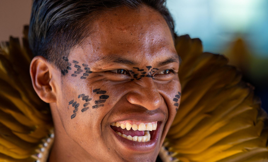 Com novas disciplinas do ensino médio, estudantes indígenas desenvolvem sua cultura em sala de aula