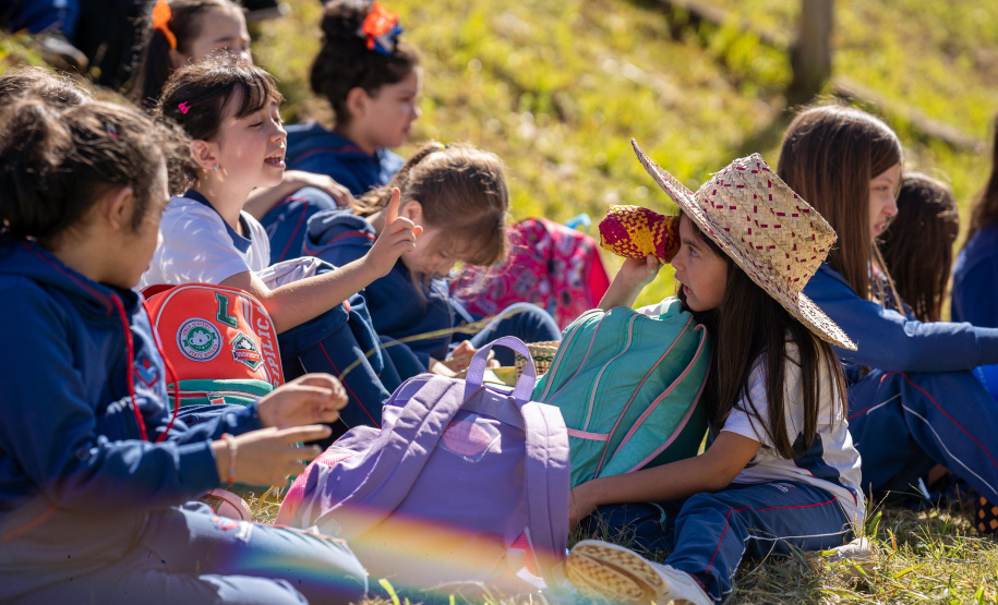 Com novas disciplinas do ensino médio, estudantes indígenas desenvolvem sua cultura em sala de aula