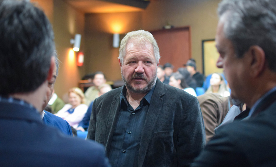 encontro com prefeitos, secretários e técnicos da Região Metropolitana de Curitiba.