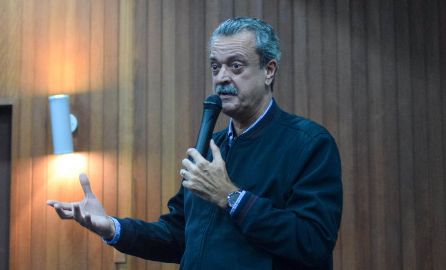 encontro com prefeitos, secretários e técnicos da Região Metropolitana de Curitiba.