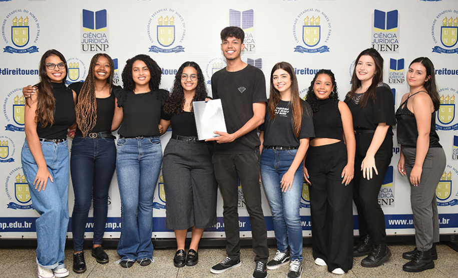 UENP forma primeira turma com alunos cotistas em Direito
