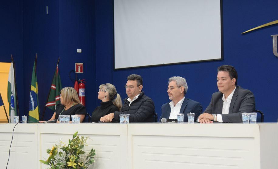 Paraná e Anvisa debatem segurança do paciente em reunião da Saúde