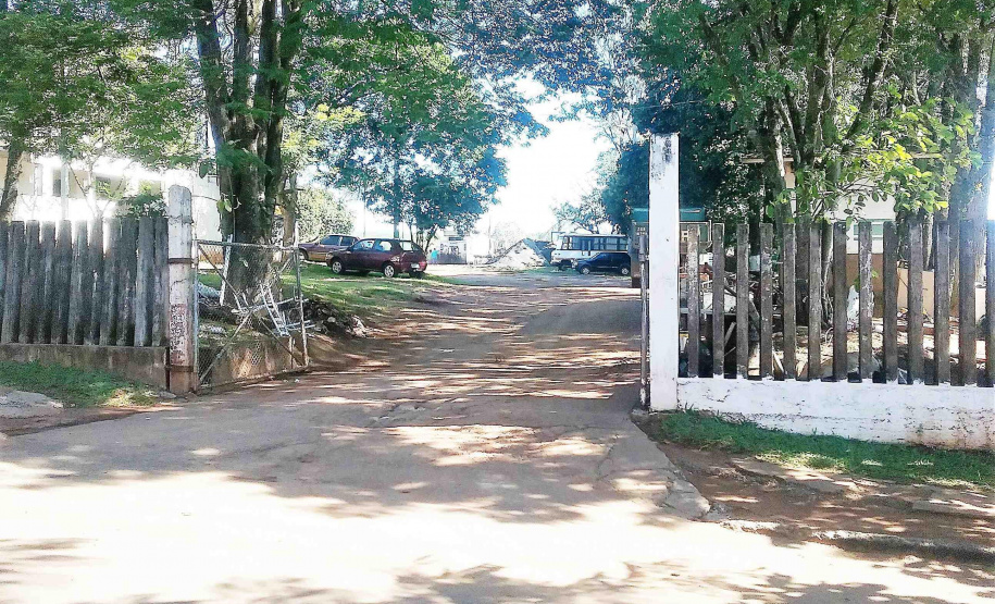 Para garantir uso eficiente, Estado doa imóveis para Ribeirão do Pinhal, Tibagi e Guaraci