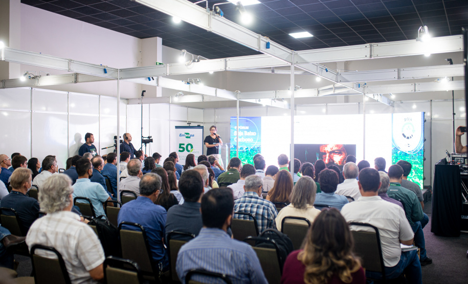 Ortigara participou ainda do 1.° Fórum Soja Baixo Carbono, promovido pela Embrapa.