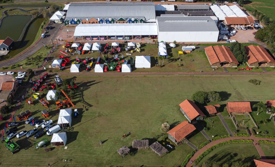O governador Carlos Massa Ratinho Junior participou da abertura da ExpoFrísia, em Carambeí.