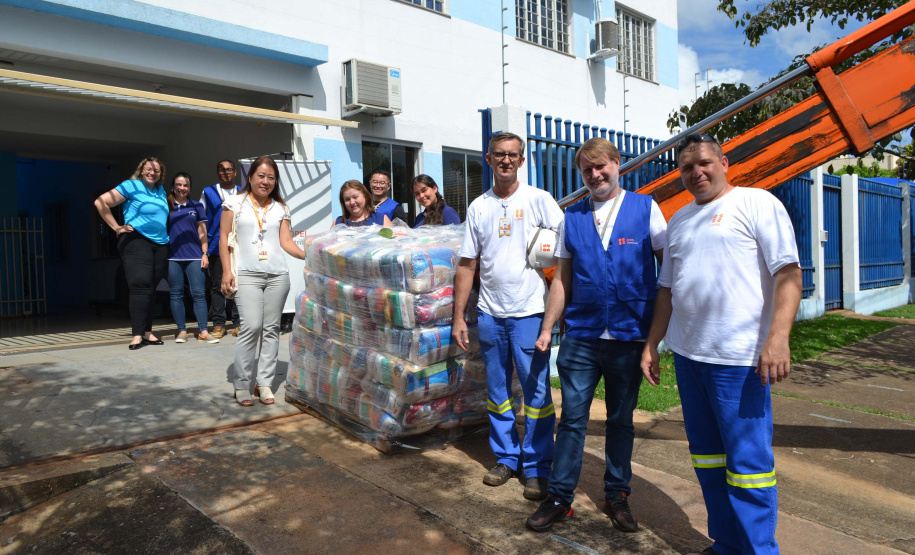 Copel entrega 94 toneladas de alimentos a instituições de educação e assistência social
