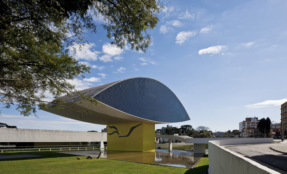 Museu Oscar Niemeyer – MON