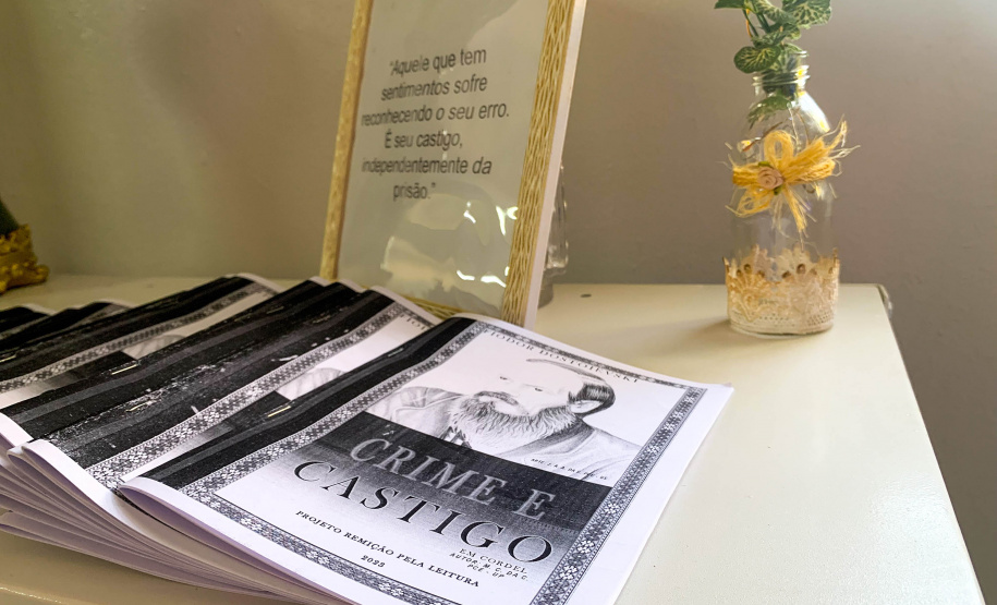 Apenados da Unidade de Progressão de Piraquara apresentam trabalhos finais do Projeto Especial de Literatura