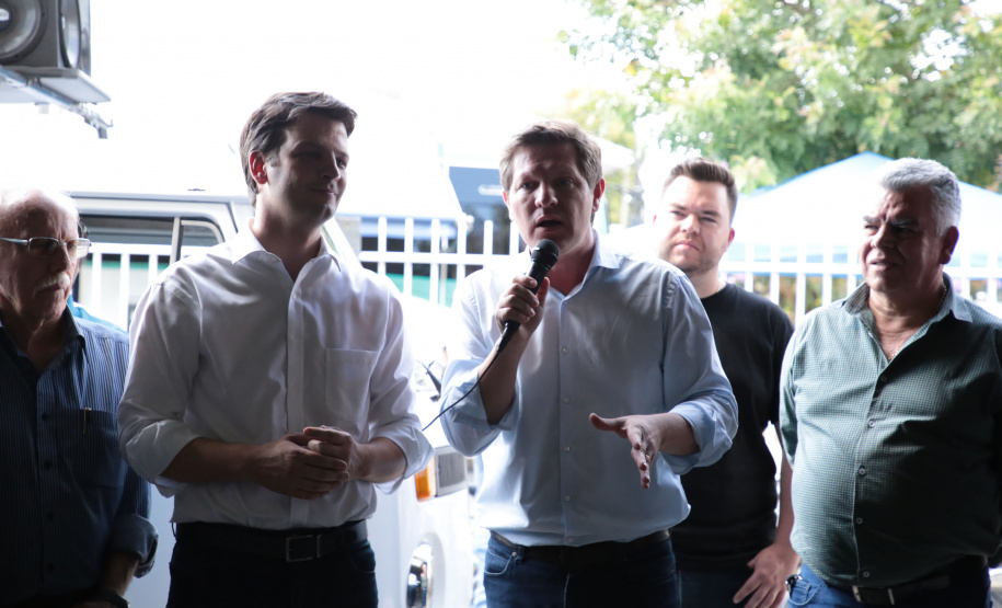 Ação integrada leva cidadania e serviços públicos para o bairro Uberaba em Curitiba