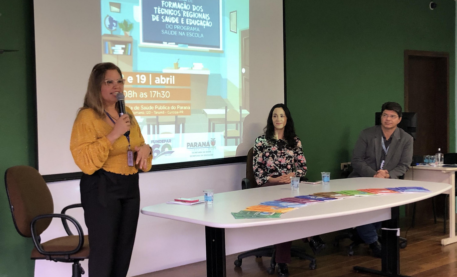 Técnicos da saúde e da educação recebem capacitação para fortalecer o Programa Saúde na Escola