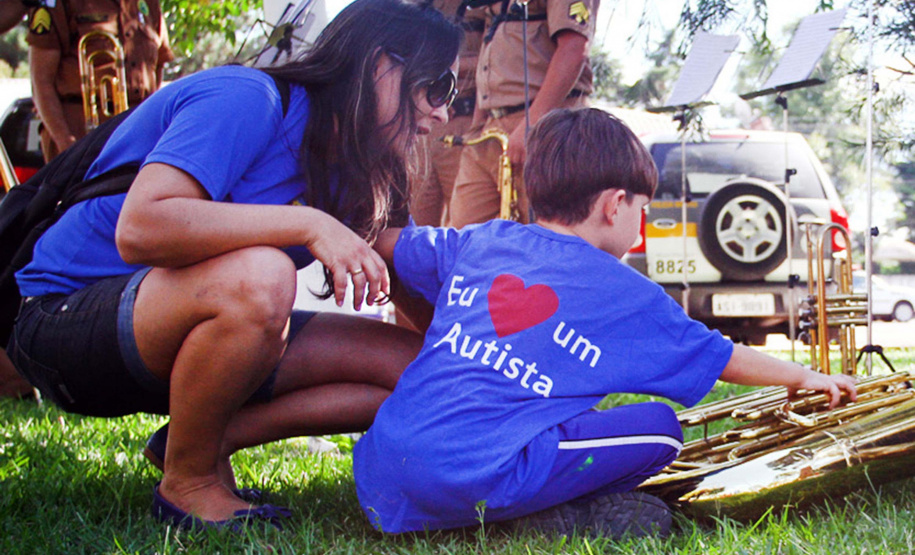 Abril Azul: Saúde promove ações durante o mês dedicado à conscientização sobre o autismo