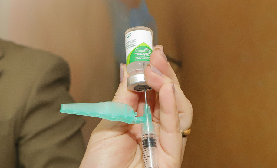 Campanhas de vacinação contra Influenza e Covid-19 seguem no Estado e Sesa reforça: podem ser tomadas no mesmo dia e local