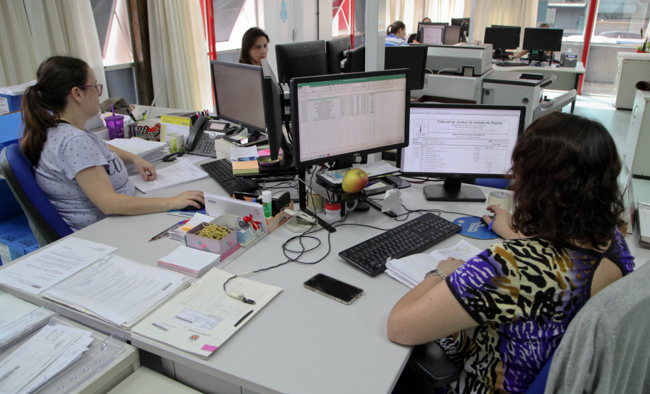 Com solução a demandas antigas, governo reforça ações de valorização dos servidores.