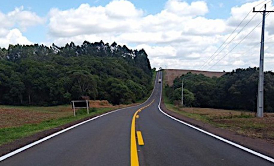 DER reforça sinalização da PRC-158 no acesso à Usina de Salto Santiago, no Sudoeste