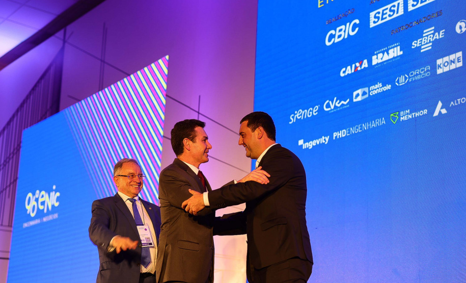 Governador discute sobre o programa Casa Fácil Paraná, cujo modelo pode ser replicado em nível nacional