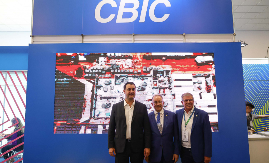 Governador discute sobre o programa Casa Fácil Paraná, cujo modelo pode ser replicado em nível nacional