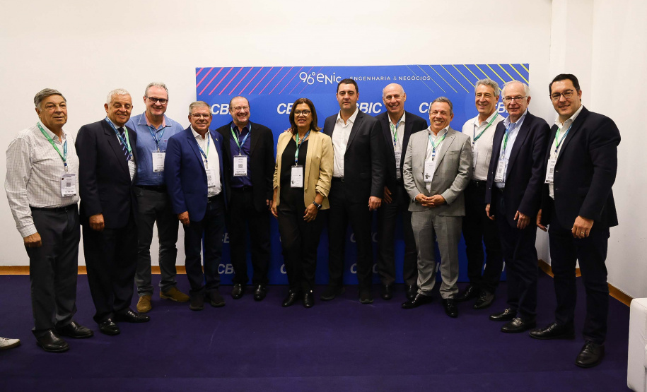 Governador discute sobre o programa Casa Fácil Paraná, cujo modelo pode ser replicado em nível nacional