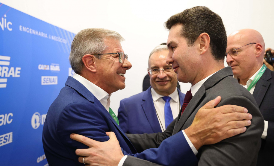 Governador discute sobre o programa Casa Fácil Paraná, cujo modelo pode ser replicado em nível nacional