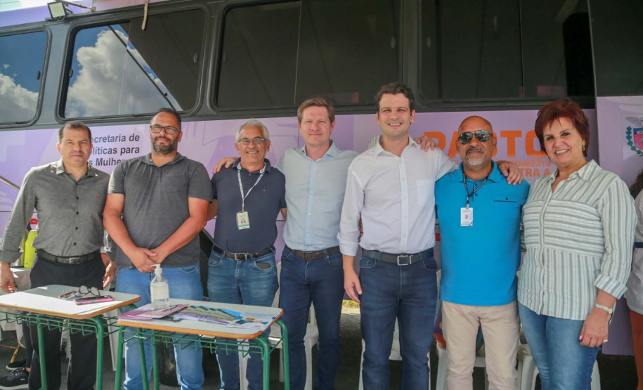 Ação integrada leva cidadania e serviços públicos para o bairro Uberaba em Curitiba