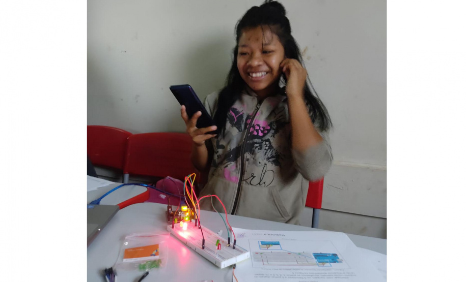 Tecnologia e saberes tradicionais: Paraná investe no ensino das ciências em comunidades indígenas do estado