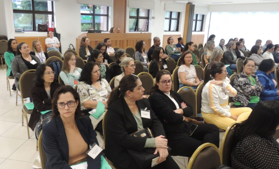 Em dia mundial da Hemofilia, Hemepar promove capacitação para aperfeiçoar o atendimento à doença