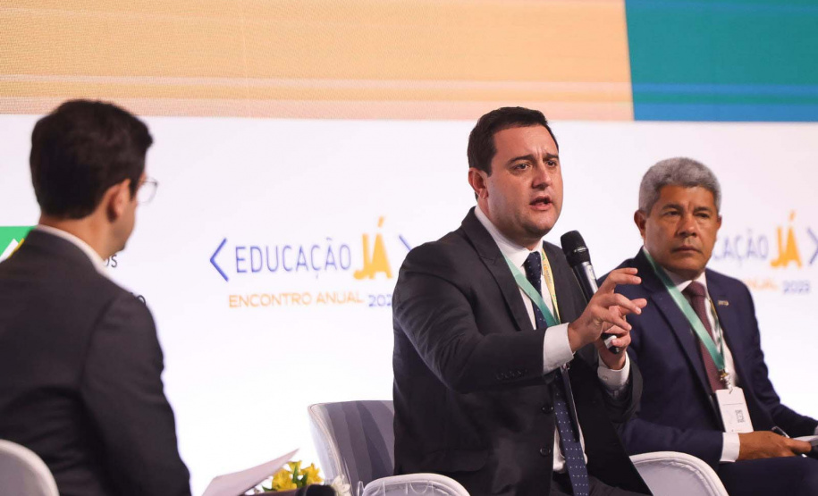 EDUCAÇÃO JÁ