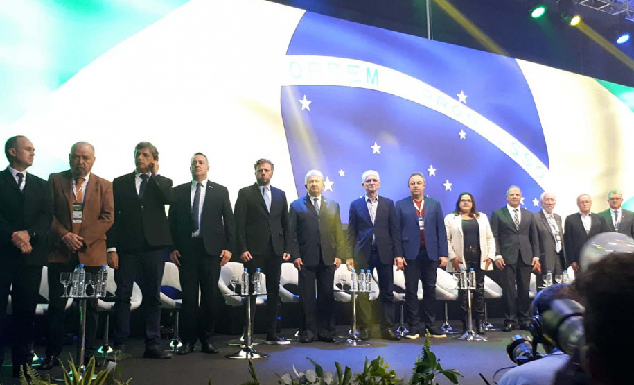 O vice-governador Darci Piana e o secretário da Agricultura, Norberto Ortigara, participaram da abertura da ExpoApras 2023