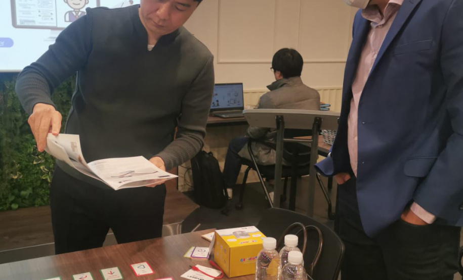 Na Coreia do Sul, secretário da Educação conhece tecnologias educacionais e soluções para o ensino profissionalizante