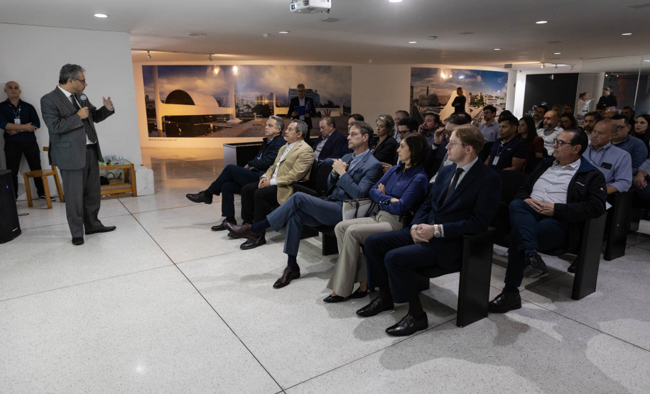 Sanepar apresenta PPP para esgotamento sanitário ao setor de engenharia