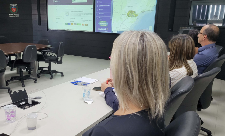 Técnicos do Instituto Água e Terra e do Banco Mundial se reuniram nesta quarta-feira (10) no Palácio das Araucárias para avançar no programa i9 Ambiental.