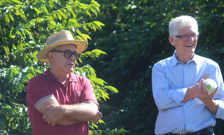 Visita técnica do Sistema Estadual de Agricultura a propriedades de café em Carlópolis