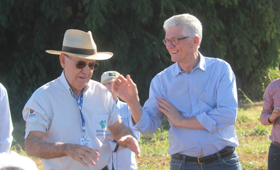 Visita técnica do Sistema Estadual de Agricultura a propriedades de café em Carlópolis