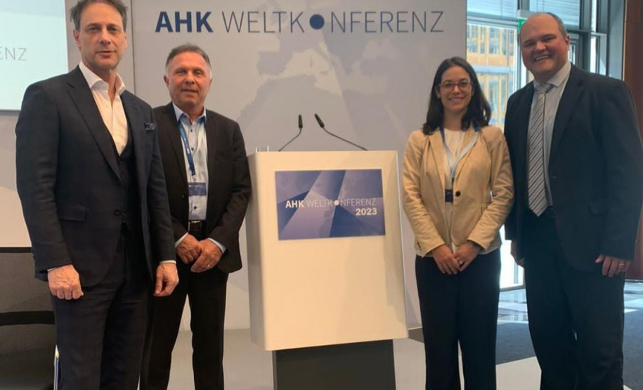 Sanepar assina acordo para cooperação com Alemanha na área de hidrogênio