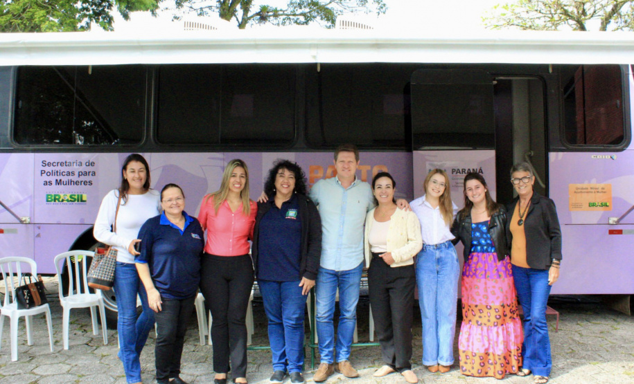 Paraná em Ação e Justiça no Bairro realizaram 2193 atendimentos em Paranaguá