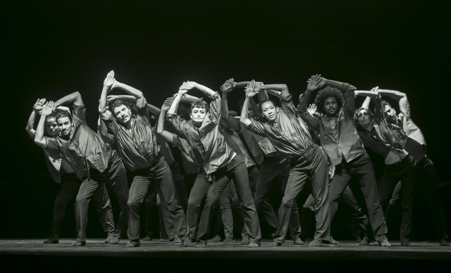 Ponta Grossa e Guarapuava recebem Balé Teatro Guaíra com "V.I.C.A." e "Piá"