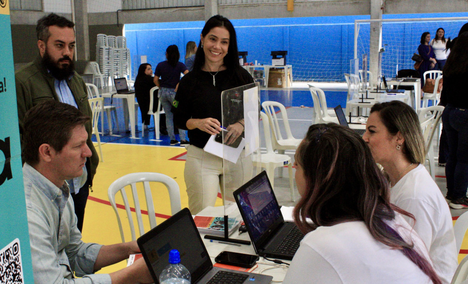 Paraná em Ação e Justiça no Bairro realizaram 2193 atendimentos em Paranaguá