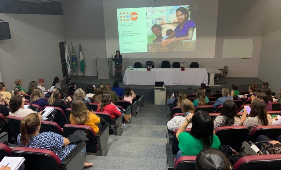 Seminário da Saúde recebe representante da ONU para debater gravidez e paternidade na adolescência