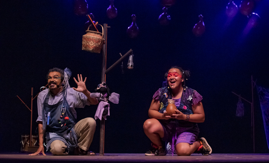 Musical Itan e Tal volta ao Guairinha no mês de maio pelo projeto Crianças no Teatro