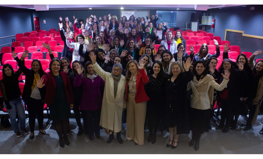 Paraná promoveu reunião técnica para fortalecer Centros de Referência de Atendimento à Mulher