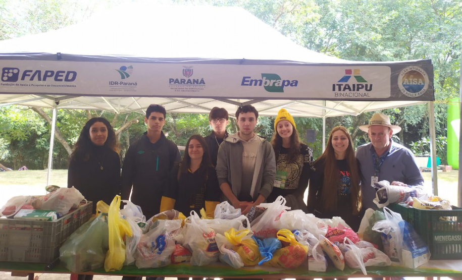 Após reunir centenas de pessoas em Campo Mourão, Caminhadas na Natureza segue para Ortigueira