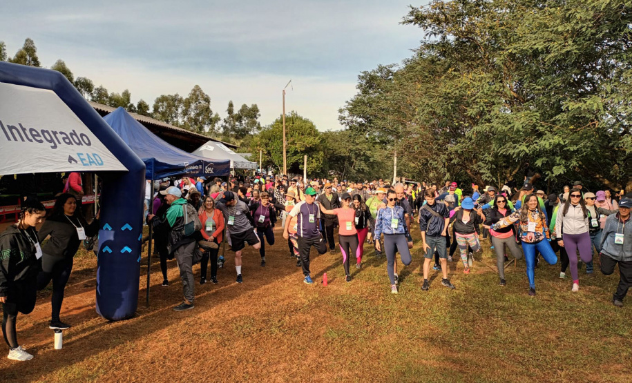 Após reunir centenas de pessoas em Campo Mourão, Caminhadas na Natureza segue para Ortigueira