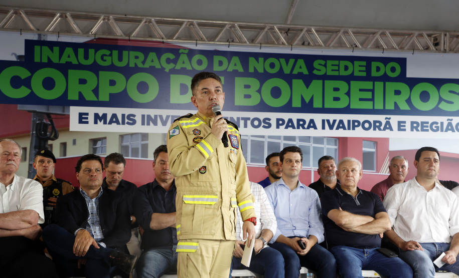 Com um investimento de R$ 8,5 milhões do Governo do Estado, foi inaugurada a nova sede do 1° Subgrupamento de Bombeiros Independente (SGBI) de Ivaiporã nesta quinta-feira (04), data que também marca o Dia Internacional do Bombeiro. O evento contou com a presença do governador Carlos Massa Ratinho Junior, que também anunciou a conclusão da nova Estação de Tratamento de Esgoto da Sanepar na cidade, além de uma série de novos investimentos que beneficiam toda a região do Vale do Ivaí.