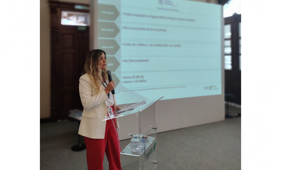 BRDE apresenta linhas do Banco Verde e créditos atualizados para consultores do Paraná