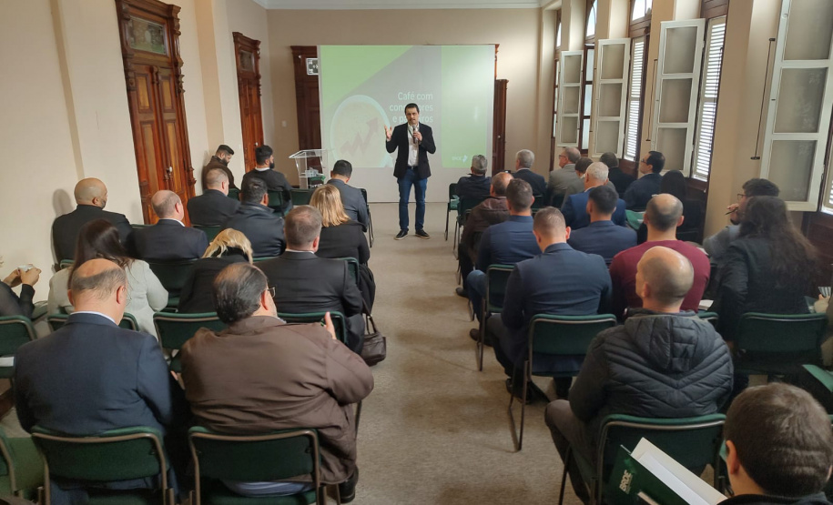 BRDE apresenta linhas do Banco Verde e créditos atualizados para consultores do Paraná