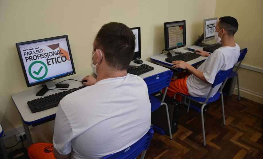 SEI planeja aplicação de cursos de tecnologia no sistema prisional