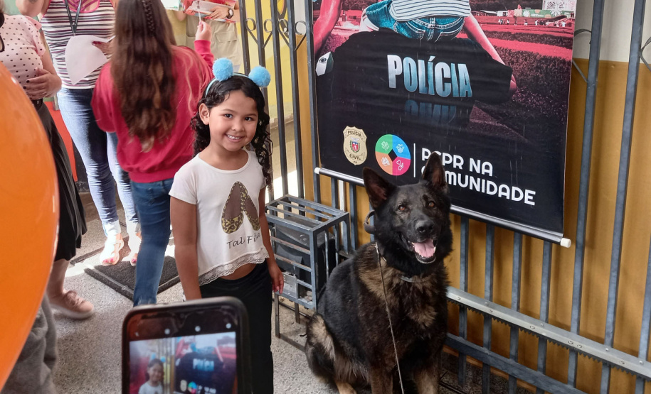 PCPR confecciona mais de 400 carteiras de identidade durante PCPR na Comunidade em Colombo