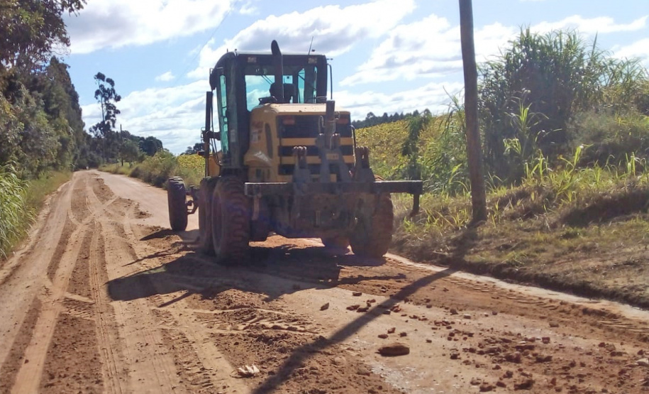 Conservação de estradas rurais na RMC e Vale do Ribeira são homologadas